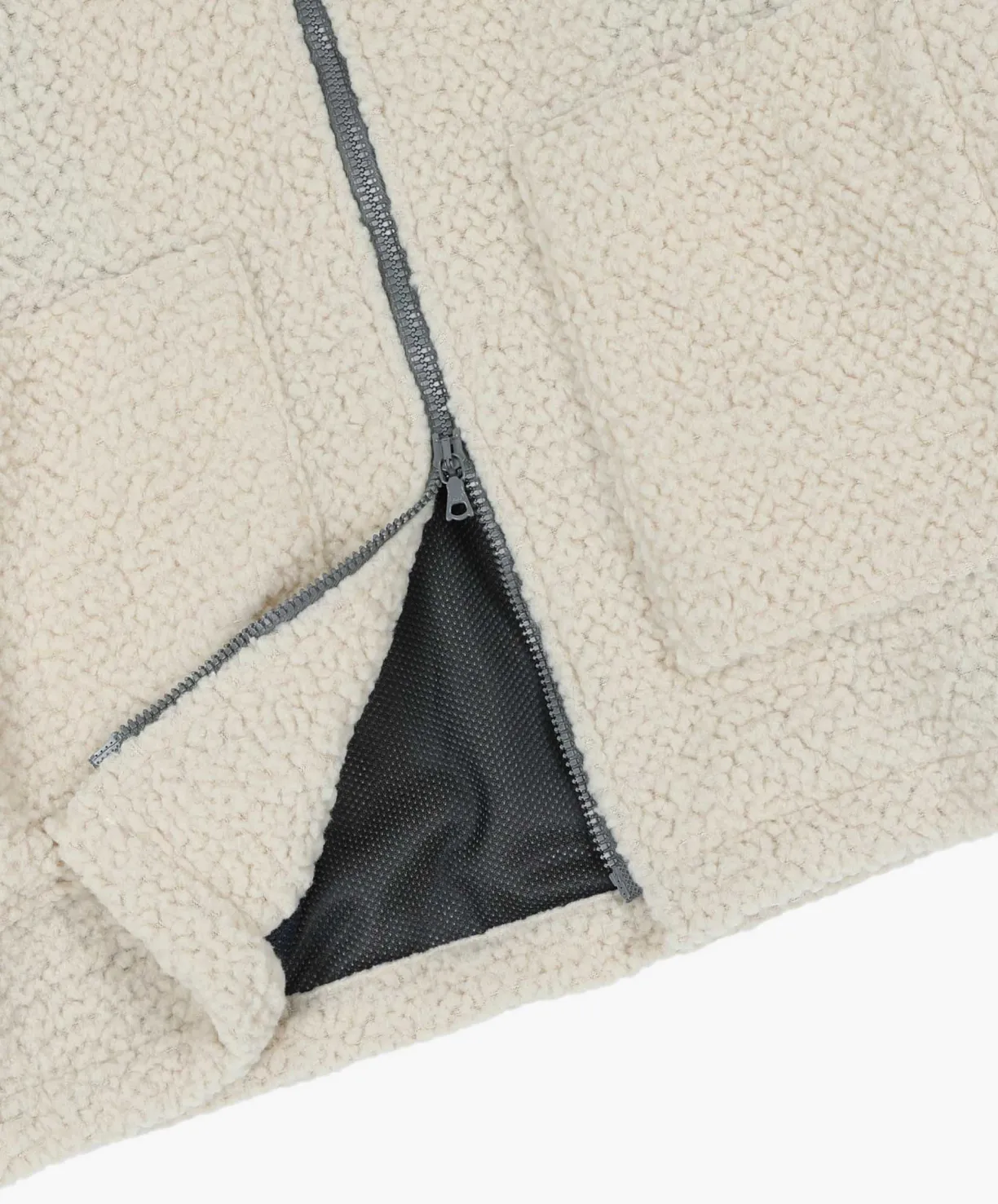 Howlin Boxy Swing Jacket For Women - Recycled Shearling Ecru (Women)^Women Made In Belgium | Made In Belgium