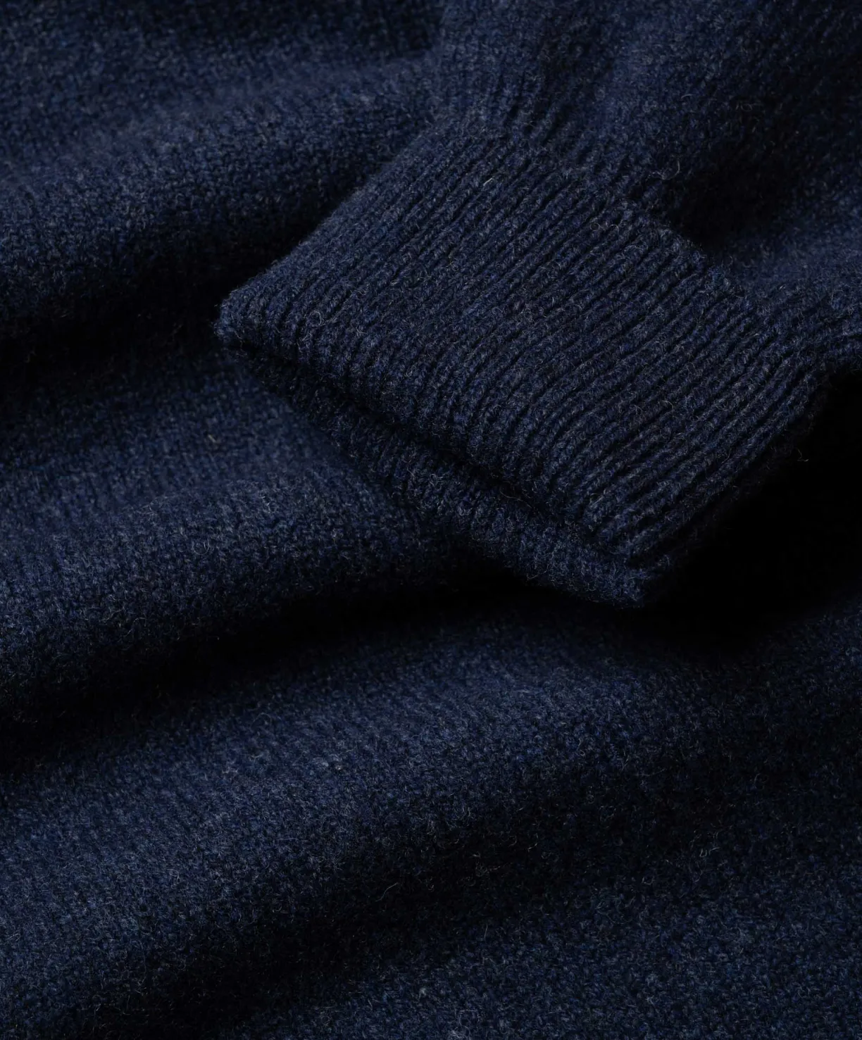 classic_knit__navy_2.webp Howlin Classic Knit - Navy^ Knitwear