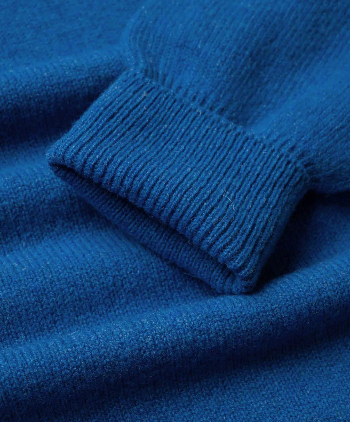 classic_knit__sky_dream_2.webp Howlin Classic Knit - Sky Dream^ Knitwear