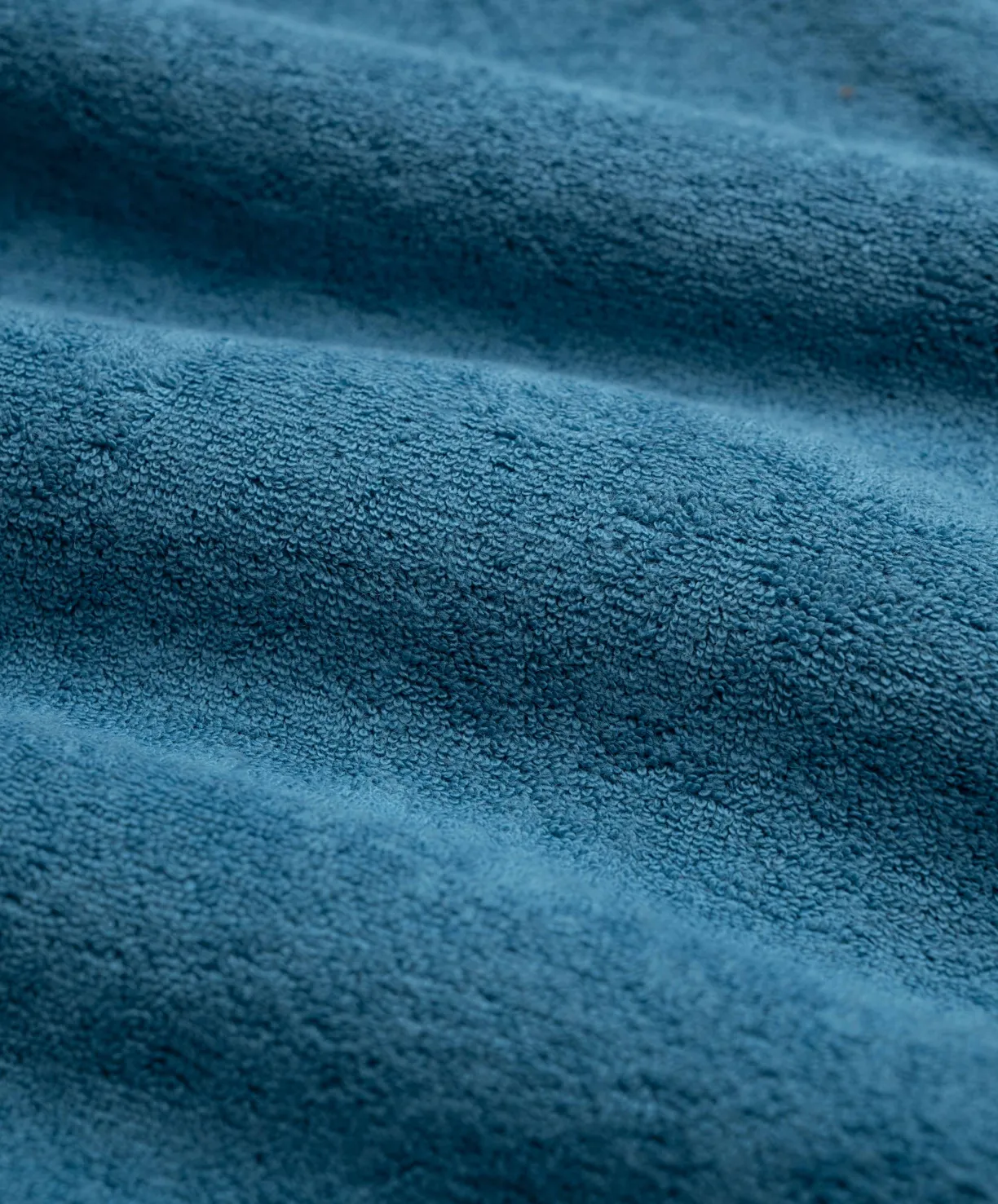 cocktail_in_towel_for_the_girls__blue_lover_women_3.webp Howlin Cocktail In Towel For The Girls - Blue Lover (Women)^Women Shirts | Made In Belgium